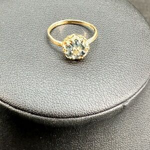 Vtg Sapphire & 14k Yellow gold Cluster 1.2g Baby child Kids Ring Sz 2.5